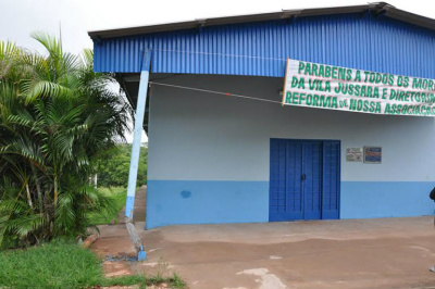 Associação da vila Jussara é danificada em Amambai Pilar que sustenta a cobertura do prédio foi danificadoFoto: Assessoria