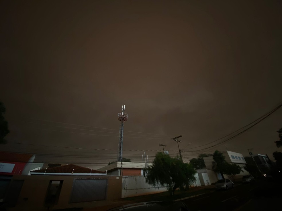 Tempestade de areia atingiu sete municípios de Mato Grosso do Sul