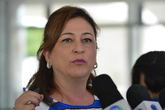 A ministra da Agricultura, Katia Abreu, fala à imprensa após reunião com a presidenta Dilma Rousseff, no Palácio do Planalto (José Cruz/Agência Brasil)José Cruz/Agência Brasil