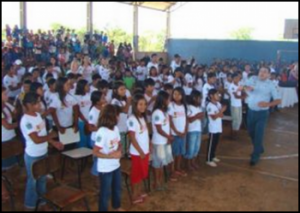 Turma do Proerd da Escola Municipal Mitã Rory em Amambai.