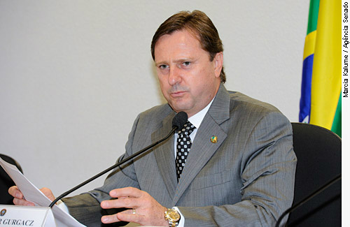 Agricultor pode ficar dispensado de comprovar quitação de tributos