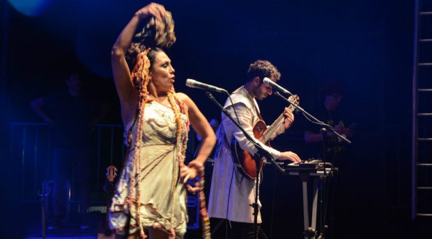 Folk argentino abre primeira noite do 13° Fasp Considerado a nova tendência do folk argentino, Tonolec abriu a largada musical / Foto: Divulgação