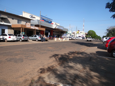 Brito reivindica passarela elevada em frente ao Supermercado Ki Carne Pedido do vereador garante construção de passarela elevada na rua da República, em frente ao Supermercado Ki CarneFoto: Moreira Produções