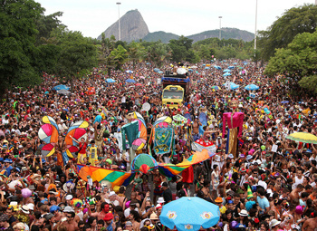 Começa aquecimento dos blocos de rua do Rio Faltando mais de um mês para o carnaval, o aquecimento para o carnaval de rua já começou