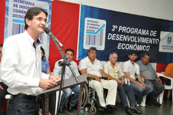 3° Pacote de Incentivos é lançado pela Prefeitura de Amambai Prefeito Dirceu Lanzarini destacou a importância do programa para o município.