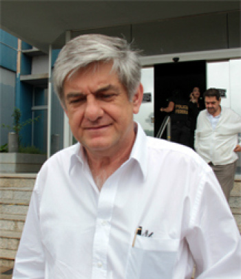 Médico Adalberto Siufi