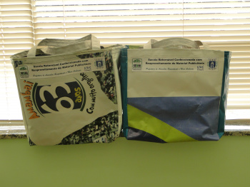 Sacolas produzidas pela Prefeitura de Amambai