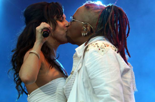 Elton John, Kate Perry e "beijaço" marcam Rock´n Rio Elton John, Kate Perry e "beijaço" marcam Rock´n Rio