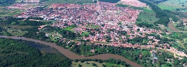 Calor intenso em MS tem provocado problemas de saúde na população O município do leste de Mato Grosso do Sul, registrou a temperatura mais alta do país durante esta onda de calor, segundo o Instituto Nacional de Meteorologia: 44,6 graus, com sensação térmica de 50, no dia 5 de outubro.