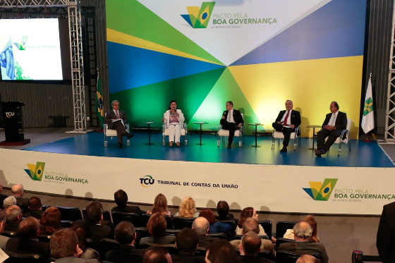 Presidente da CNA assina pacto pela boa governança proposto pelo TCU