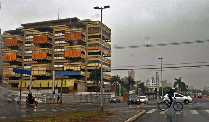 Chuva ganha força a partir deste sábado e pode trazer nova tempestade para MS Foto: Saul Schramm