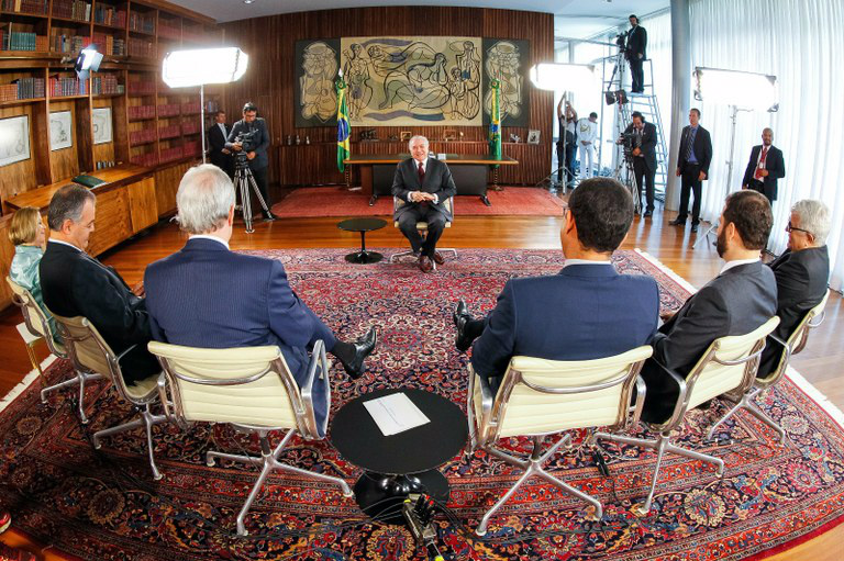 No Roda Viva, Temer defende reformas para retomar crescimento econômico Michel Temer durante gravação do Roda Viva no Palácio da Alvorada.Foto: Divulgação