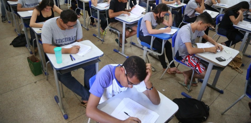 Durante as provas, dica é manter a hidratação.