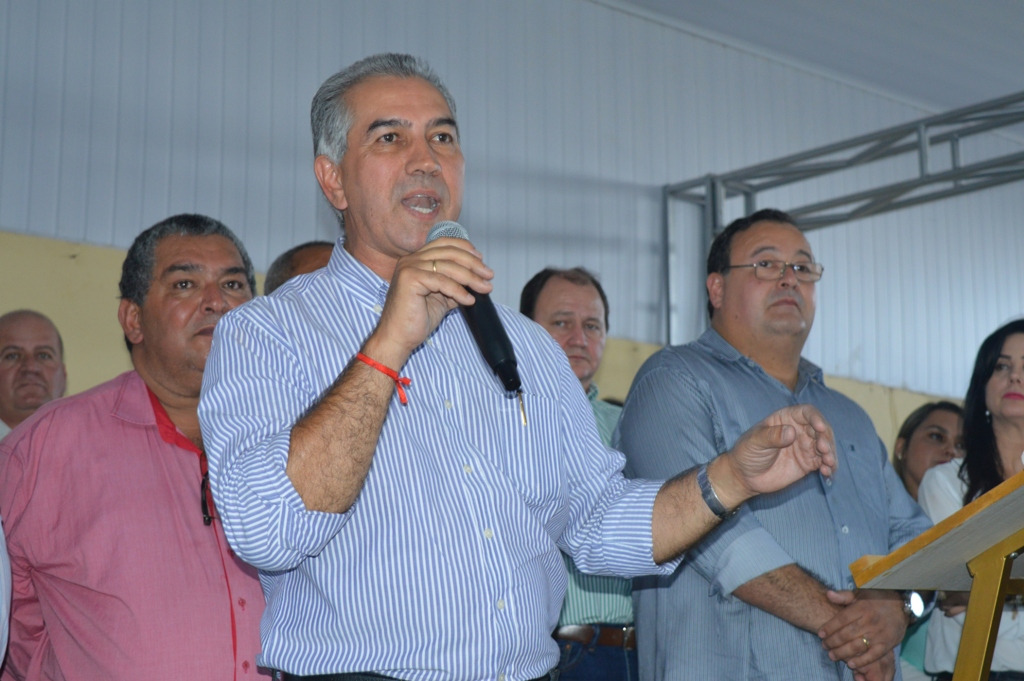 Governador inaugura e lança obras em Amambai Governador Reinaldo Azambuja / Foto: Moreira Produções