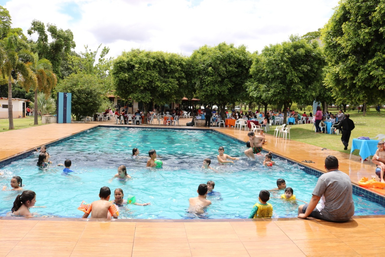 Simted reúne filiados para celebrar a vida dos profissionais da educação Foto: Amambai Notícias