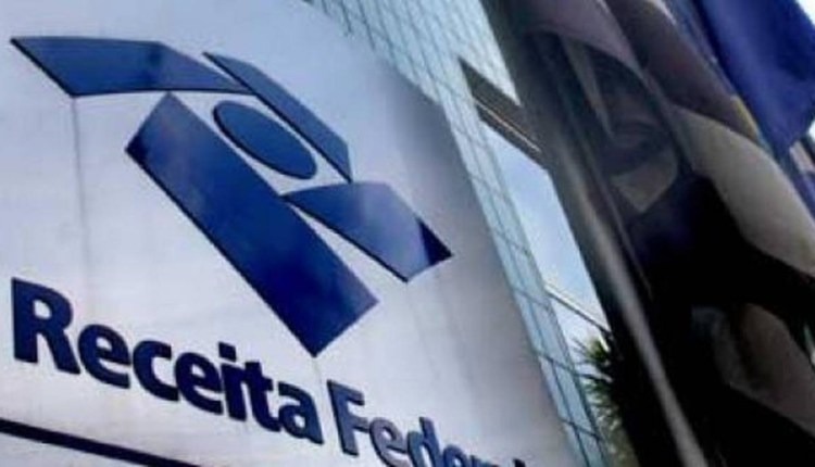 Receita Federal vai monitorar 43 mil pessoas e empresas em 2018 Receita Federal vai monitorar 43 mil pessoas e empresas em 2018