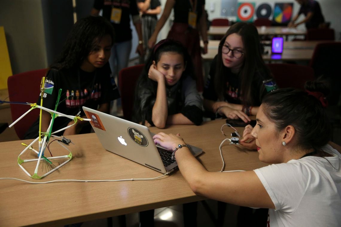 Cerca de 200 alunas participam do 1ª Torneio Meninas na Matemática José Cruz/Agência Brasil