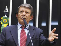 CMO aprova projeto do governo para ampliar abatimento da meta fiscal CMO aprova projeto do governo para ampliar abatimento da meta fiscal