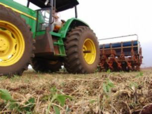 Produtores de MS se preparam para iniciar o plantio da soja