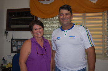 Fundesc lança calendário 2011 de cultura e esportes em Amambai Jaqueline, presidente da Fundesc de Amambai, e Miudinho, secretário de esportes da Prefeitura Municipal.