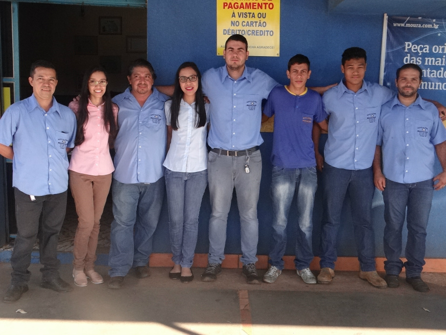 Auto Elétrica Rocha: 29 anos de competência e reconhecimento em Amambai Equipe da empresa.