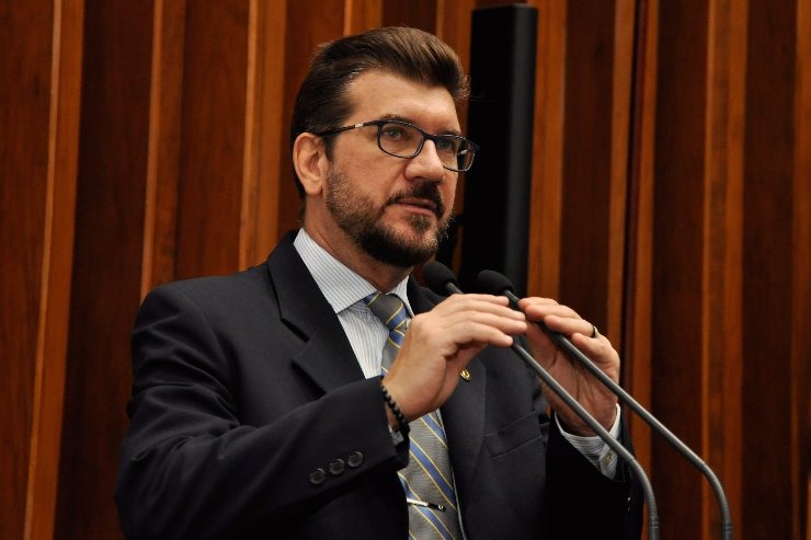 Pedro Kemp homenageou os educadores e fez uma reflexão sobre os desafios enfrentados pela categoria