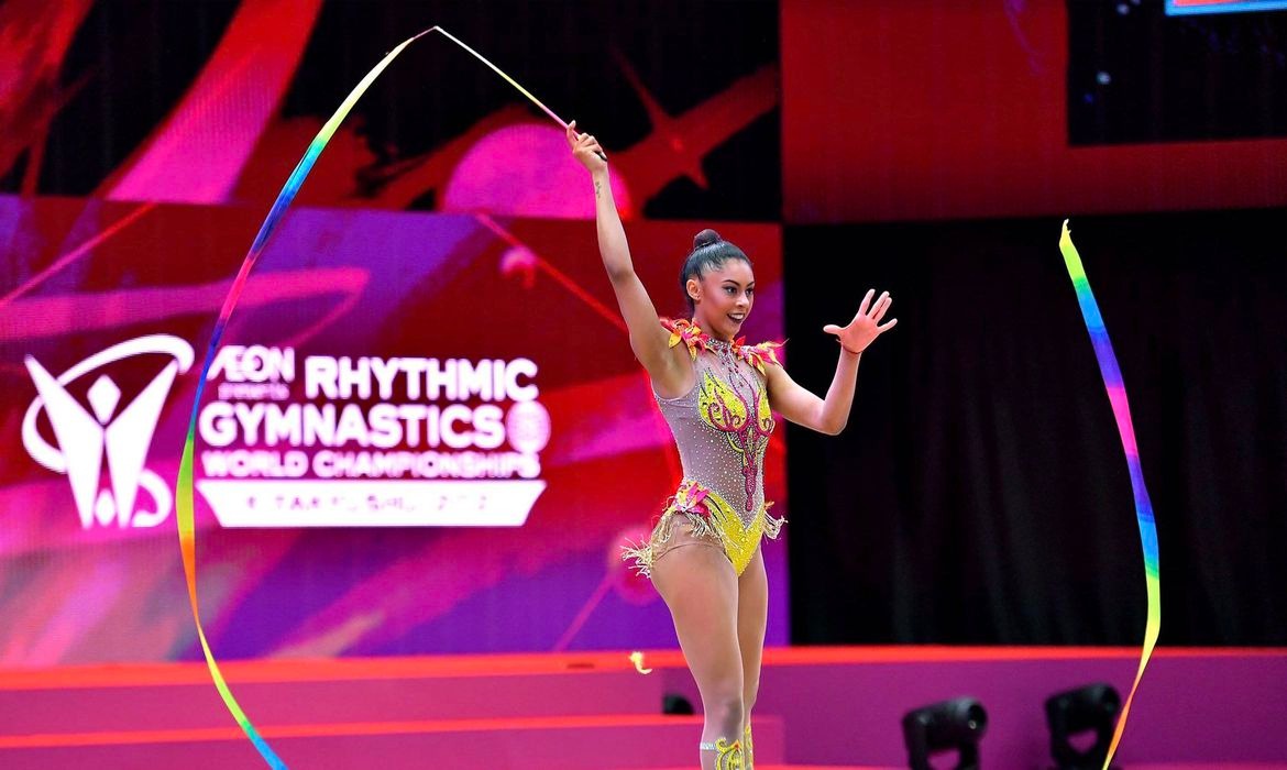 Bárbara Domingos se classifica à final do Mundial de Ginástica Rítmica Foto: Agência Brasil