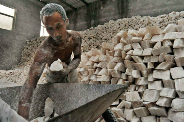 ONU no Brasil se posiciona sobre trabalho escravo no país ONU no Brasil se posiciona sobre trabalho escravo no país