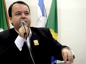 No MS Forte, obras da UEMS terão R$ 48,5 milhões na Capital e em Dourados Reitor Fábio Edir disse que só unidade da UEMS na Capital não tem sede própria (Foto: Arquivo)