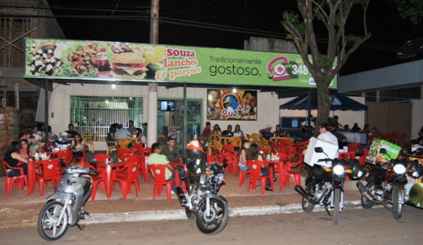 Souza Lanches, tradicionalmente gostoso. Foto: Moreira Produções.