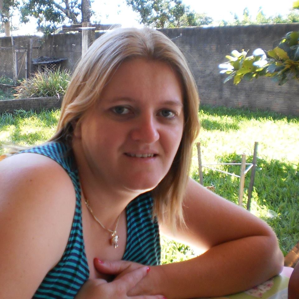 Vendedora amambaiense precisa de ajuda Maristela tem 38 anos / Foto: Facebook