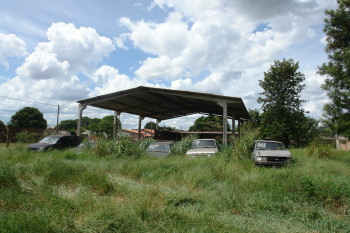 Ailton apresenta projeto que obriga limpeza de terrenos em Amambai