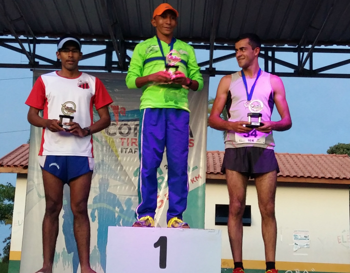 Atletas de Amambai conquistam medalhas na 1ª Corrida de Tiradentes em Itaporã Paulo José Garcia conquistou a segunda colocação geral / Foto: Assessoria