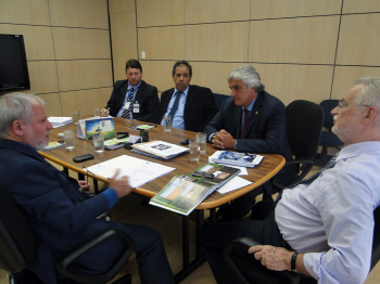 Delcídio e Biffi pedem ao MEC expansão do ensino técnico em MS Biffi e Delcidio se reuniram com o secretário Eliezer Pacheco em Brasília.