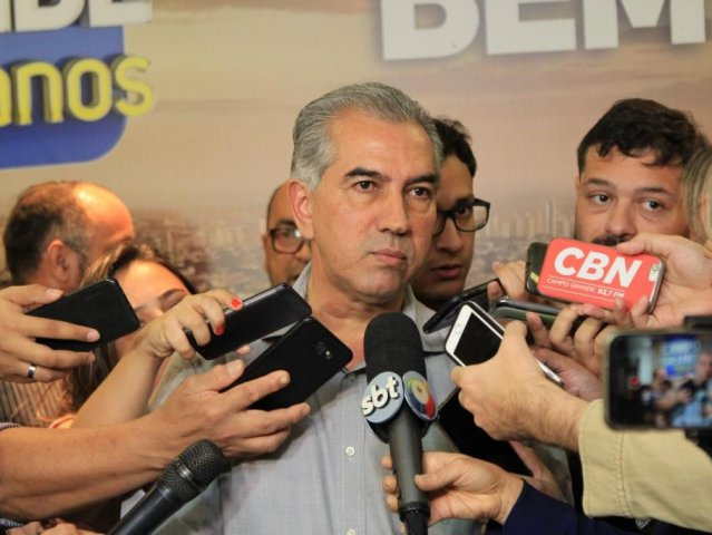 Governador do Estado, Reinaldo Azambuja, durante entrevista à imprensa. (Foto: Marina Pacheco/Arquivo).