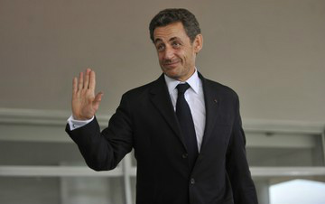 Sarkozy é o primeiro ex-presidente francês a ficar sob custódia, medida que permite interrogatório de até 48 horas
