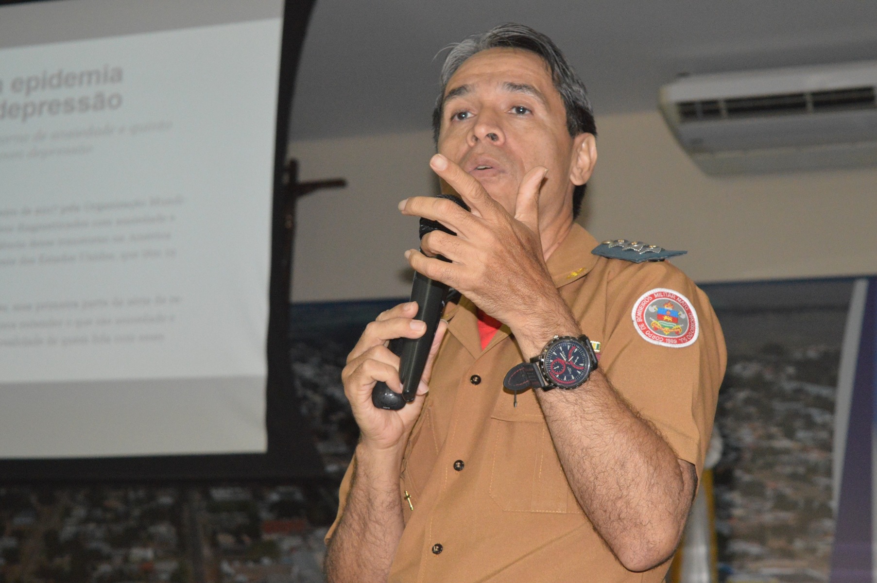 Capitão BM e capelão Reis / Foto: Moreira Produções
