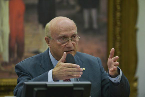 Temer confirma Osmar Serraglio como novo ministro da Justiça Osmar Serraglio irá comandar o Ministério da Justiça Foto: José Cruz/Agência Brasil