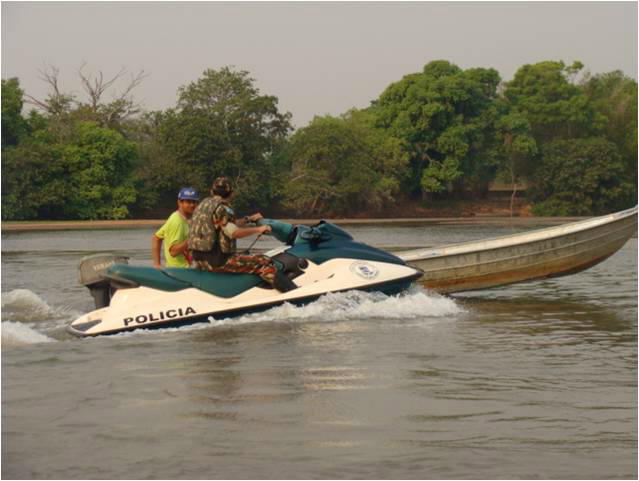 Mato Grosso do Sul é banhado pelas bacias do Rio Paraguai e Paraná, que possuem vários rios piscosos. A pesca profissional ainda é permitida e a pesca amadora é uma importante atividade econômica, pois movimenta o turismo no Estado. A PMA tem exercido com muita competência a fiscalização relativa à pesca predatória. Para se ter uma ideia, reduziu as apreensões de 120 toneladas anualmente (1988), quando da criação, para cerca de 8 toneladas/ano atualmente. Durante a piracema os cardumes são monitorados  nas cachoeiras e corredeiras, onde eles são vulneráveis.  Nestes locais são montados postos com policiais 24 horas. Com isto, apreendiam-se cerca de 8 toneladas por piracema e atualmente cerca de 1 tonelada.  