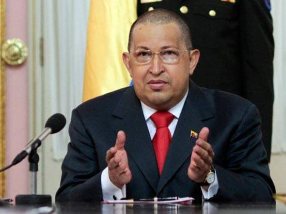 Ministro venezuelano nega que Chávez tenha sido internado com urgência