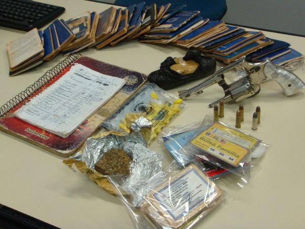 Traficantes tomavam documentos de índios
