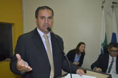 Manutenção de estrada e implantação de iluminação são solicitadas no legislativo Vereador de Amambai, Geverson Vicentim, autor da proposiçãoFoto: Moreira Produções