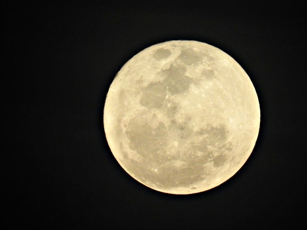 Primeiro dia do ano terá Superlua; confira dicas de como fotografar Primeiro dia do ano terá Superlua; confira dicas de como fotografar