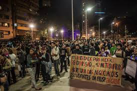 PM de São Paulo reprime ato pela liberação de manifestantes presos