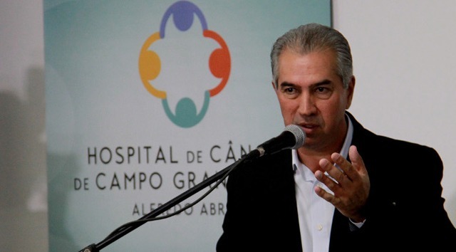 Construção e ampliação de hospitais faz avançar reestruturação da Saúde em MS Meta é fazer investimentos na regionalização, evitando que pacientes tenham de se deslocar em busca de atendimento médico.