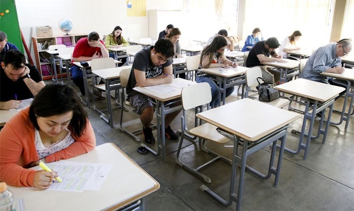 Primeira semana do ano tem 320 vagas em concursos e salários de até R$ 19 mil Primeira semana do ano tem 320 vagas em concursos e salários de até R$ 19 mil
