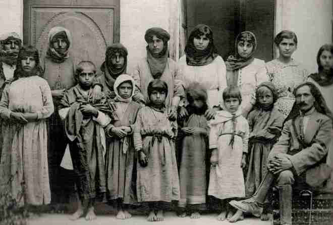 Centenário do genocídio armênio: campo de refugiados na cidade de Damas, Síria, após o massacre que teve início em 1915