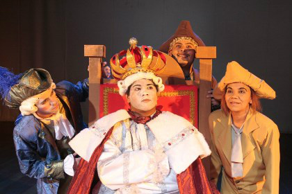 "A Roupa Nova do Imperador" será apresentada neste domingo no Centro Cultural