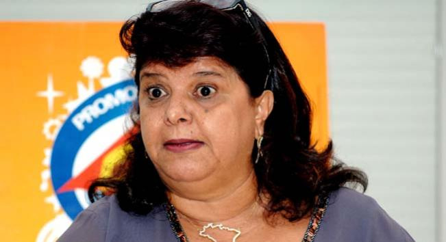 Magazine Luiza, que comprou a rede de lojas de Silvio Santos, não quer manter o nome famoso; negócio foi fechado por R$ 83 milhões; estratégia de Luiza Trajano é acrescentar os 121 pontos de venda à sua própria marca