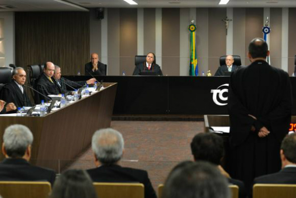 Em sessão extraordinária. o plenário do TCU recomendou a rejeição das contas do goveno Dilma RousseffFoto: Valter Campanato